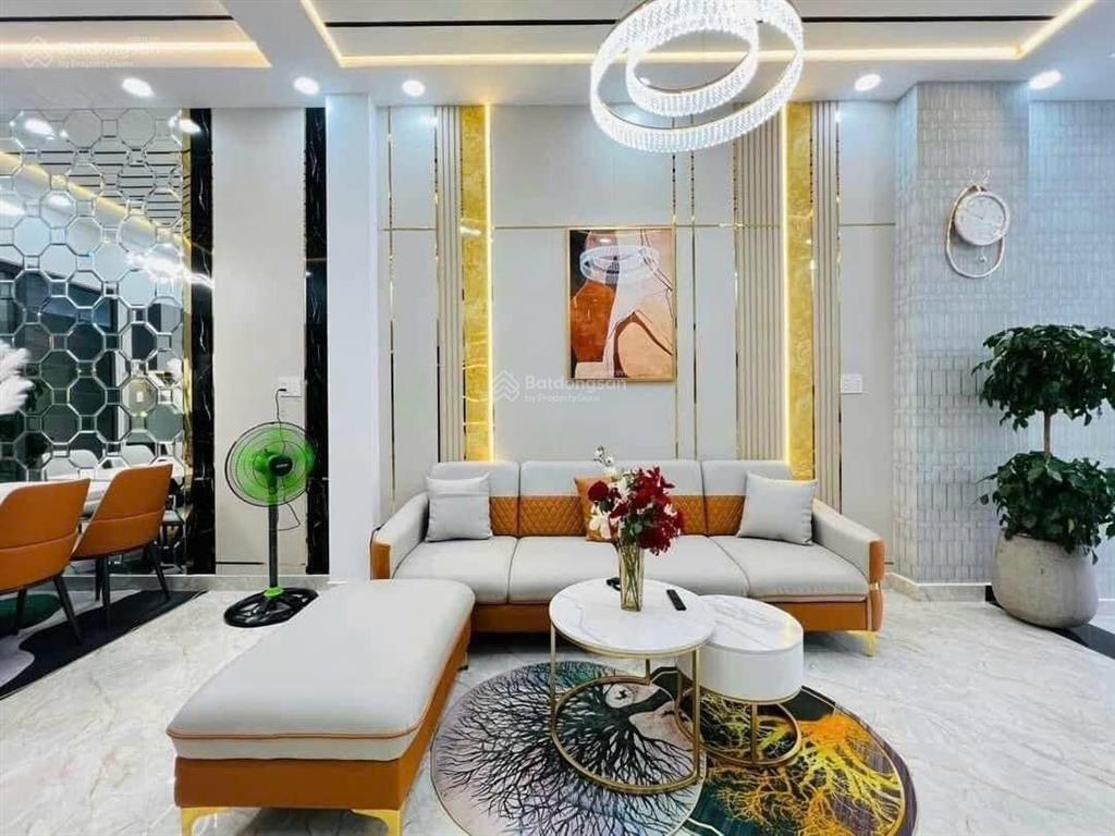 Bán nhà giá 2 tỷ 100tr hxh 8m ở đ.19, p.linh chiểu,thủ đức, 48m2, 3pn, 3wc,shr