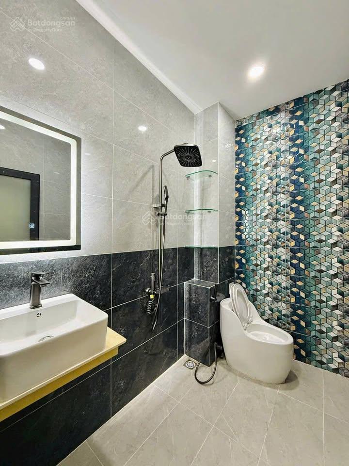 Bán nhà giá 2tỷ290tr hxh 8m ở đ.gò dưa, p.tam bình,thủ đức, 50m2,4pn,5wc