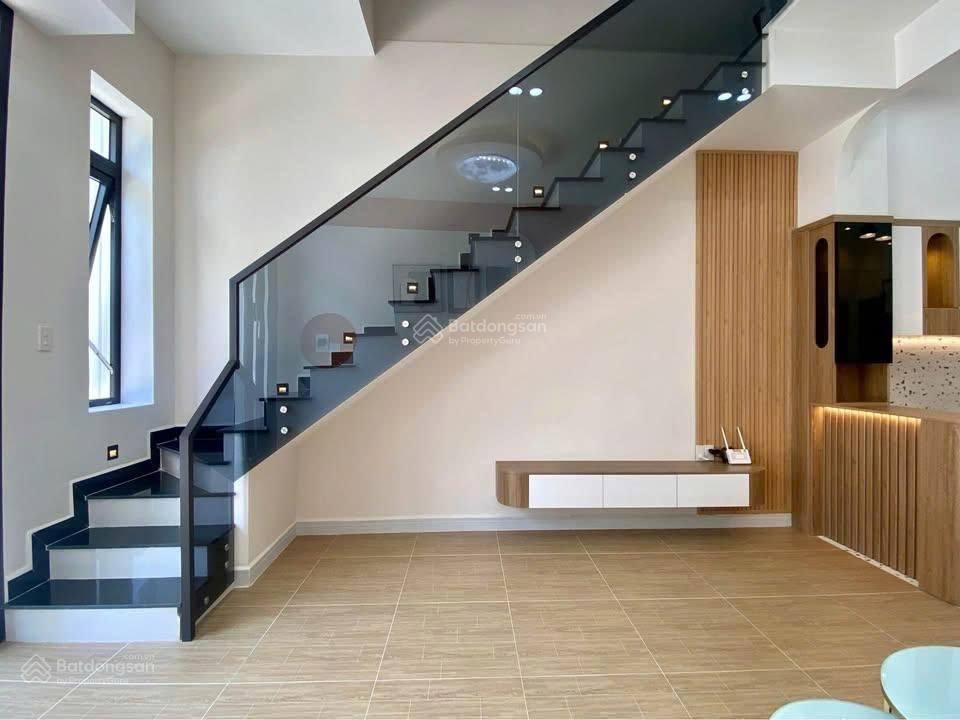 Bán nhà giá 2tỷ5 hxh 8m ở đ.số 7, p.long trường, thủ đức, 50m2, 3pn, 3wc, shr, cc