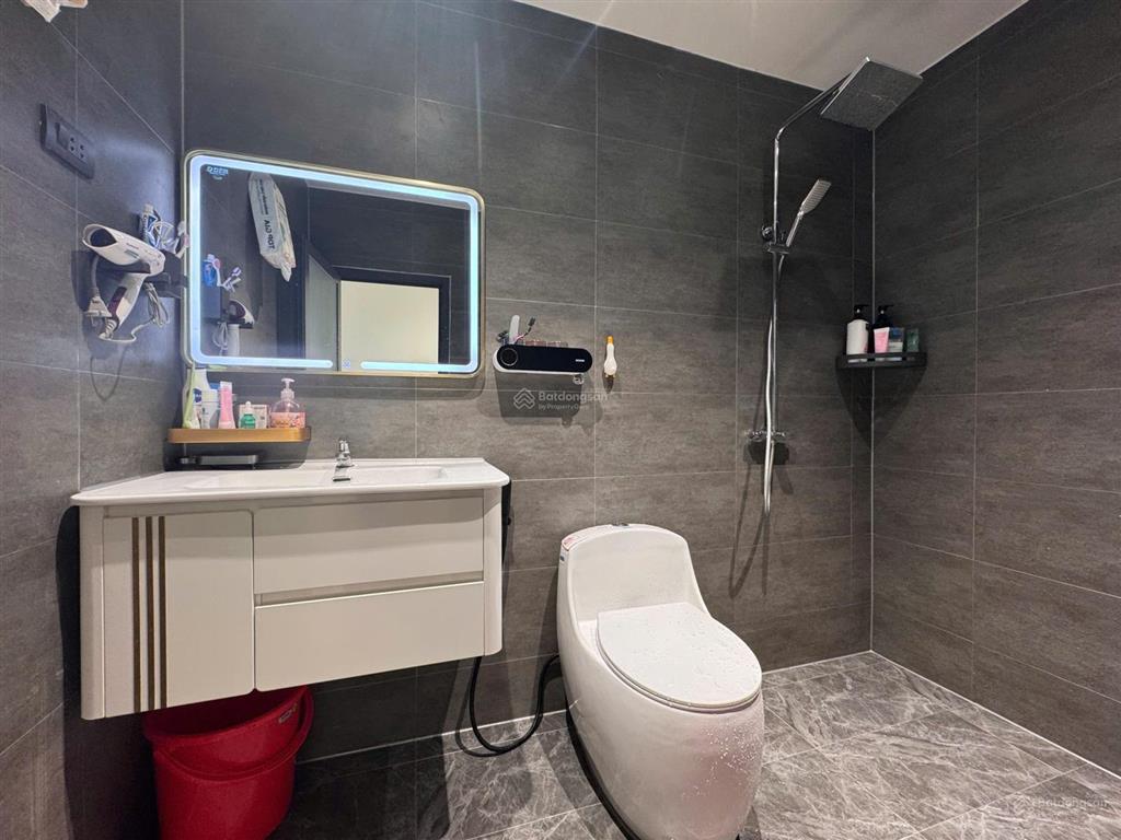 Bán gấp căn hộ hưng phú 2pn full nội thất cao cấp, dọn vào ở ngay giá tốt nhất khu vực chỉ 1.7 tỷ