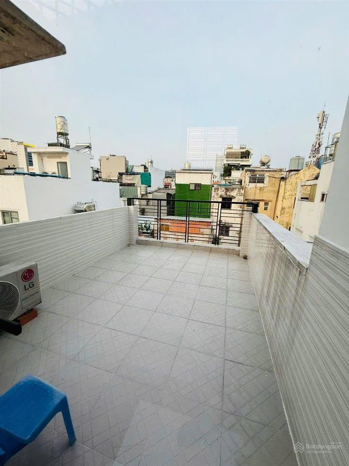 Bán nhà q3 cũ, 5 tầng ,5pn, sát chợ, tiện mua ở và cho thuê có thu nhập ổn định  chỉ 7,5 tỷ ở ngay