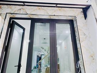 Nhà bán phường bàn cờ q3 cũ  trệt lầu  2 phòng ngủ mới vào ở ngay  sát chợ  chỉ 5.8 tỷ