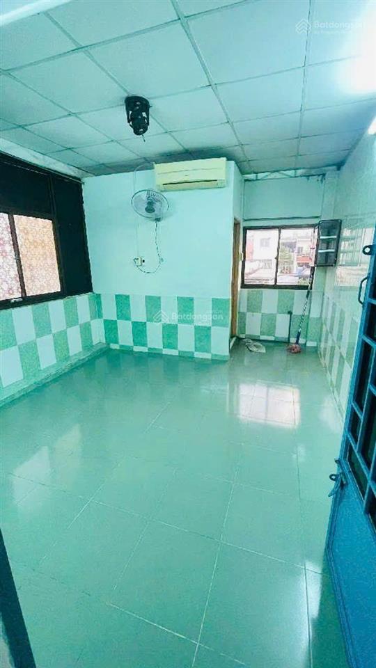 Bán nhà quận 3, sát chợ võ văn tần, 5 tầng, 5pn  đang cho thuê 30tr/tháng ổn định  chỉ 8,2 tỷ tl