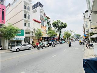 Bán nhà trung tâm q3  dt 30m2  sát mt võ văn tần đang ở và kinh doanh  vị trí thuận tiện ,6,5 tỷ