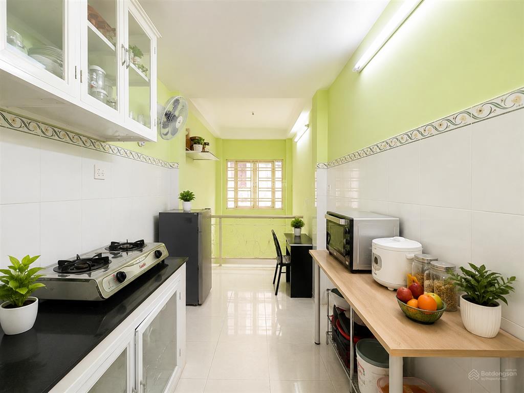 Bán nhà đẹp trung tâm quận 3  hẻm nguyễn đình chiểu  5 tầng btct  chỉ 5,2 tỷ, phuường bàn cờ.