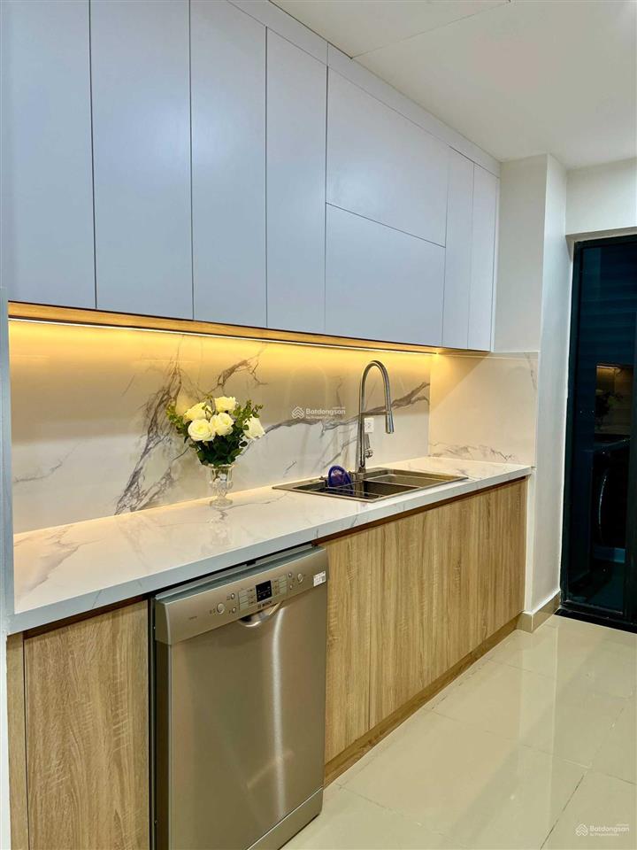 Bán căn hộ 3 ngủ imperia garden, dt 98m2, full đồ, view cực thoáng/ giá 9.999 triệu đồng