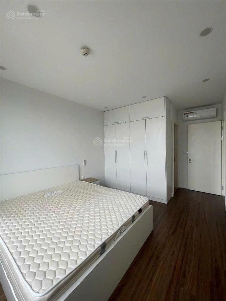 Căn hộ 2 phòng ngủ vinhomes d'capitale tòa c3 dt 88m2, full nội thất hiện đại giá 8.9 tỷ