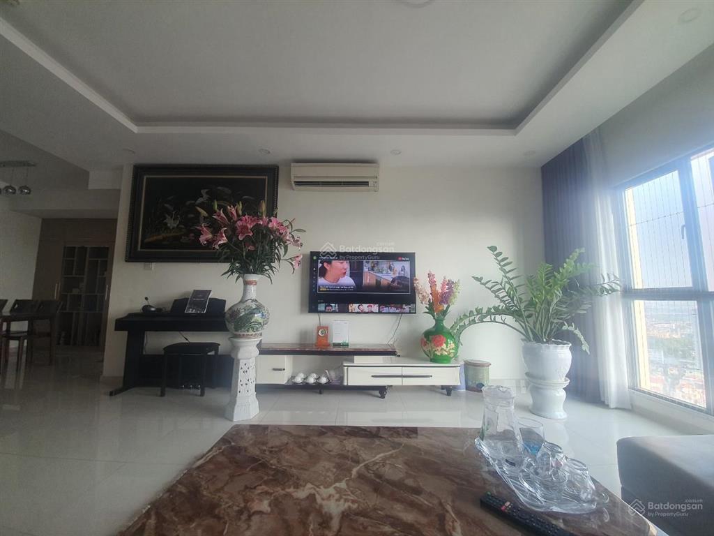 Mulberry lane  căn 3pn 132m2 siêu đẹp, nội thất đồng bộ có gu, giá bán 8.2 tỷ