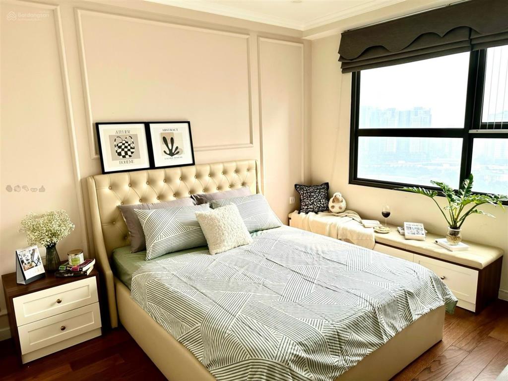 Vinhomes d'capitale bán gấp căn 2pn 83m2 bc đông nam siêu mát tòa c6
