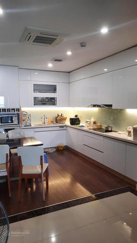 Bán căn sân vườn 3 ngủ 117m2 tại imperia garden| tòa c tầng trung view thoáng