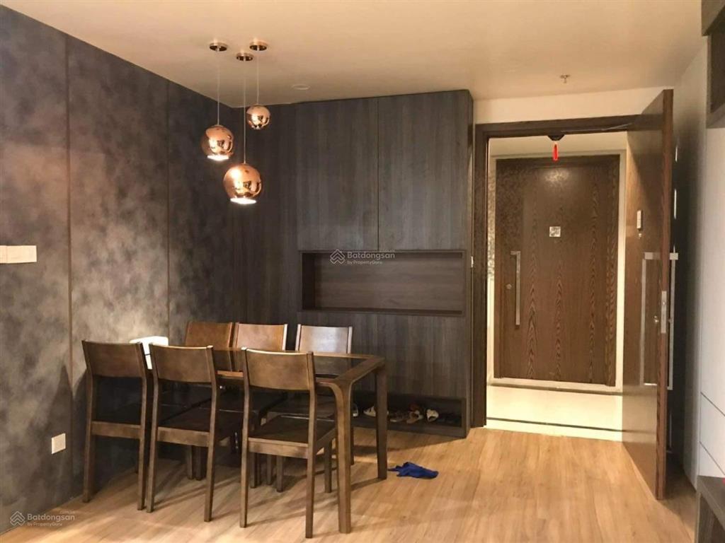 Chcc (3pn) tại seasons avenue 105m2 tầng trung nội thất đầy đủ  giá 8.3 tỷ