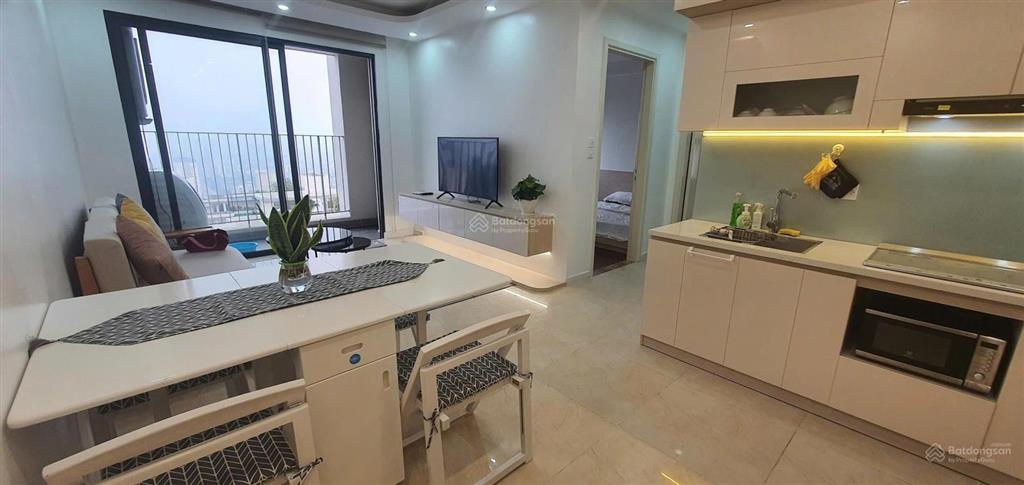 Bán căn 2pn 1wc tại c2 vinhomes d'capitale, tầng trung bc đông nam, dt 57m2 với giá sốc 5 tỷ