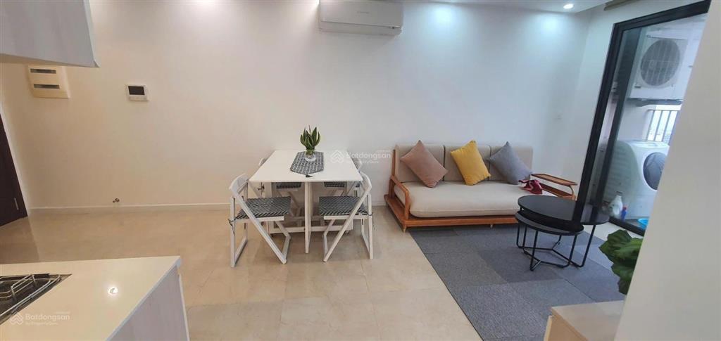 Bán căn 2pn 1wc tại c2 vinhomes d'capitale, tầng trung bc đông nam, dt 57m2 với giá sốc 5 tỷ