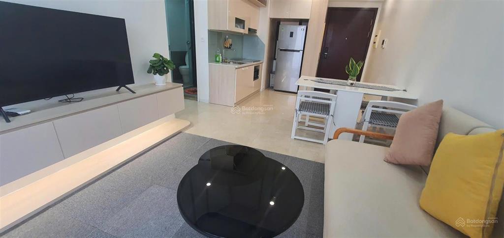 Bán căn 2pn 1wc tại c2 vinhomes d'capitale, tầng trung bc đông nam, dt 57m2 với giá sốc 5 tỷ