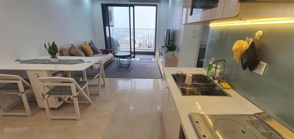 Bán căn 2pn 1wc tại c2 vinhomes d'capitale, tầng trung bc đông nam, dt 57m2 với giá sốc 5 tỷ