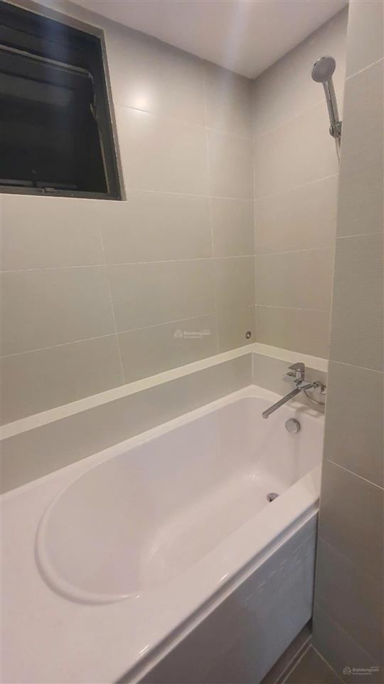 Bán căn 2pn 1wc tại c2 vinhomes d'capitale, tầng trung bc đông nam, dt 57m2 với giá sốc 5 tỷ