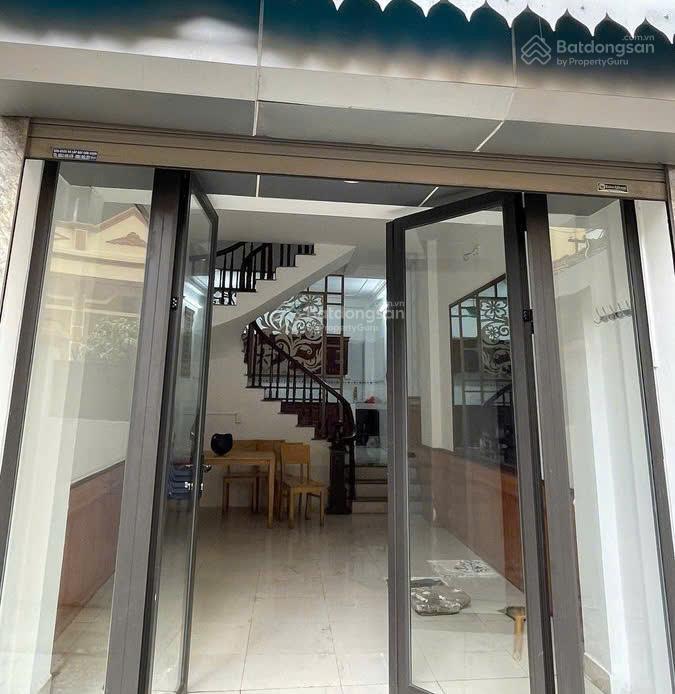 Hiếm chỉ 7.x tỷ nhà 5 tầng 6 ngủ  lô góc nở hậu
