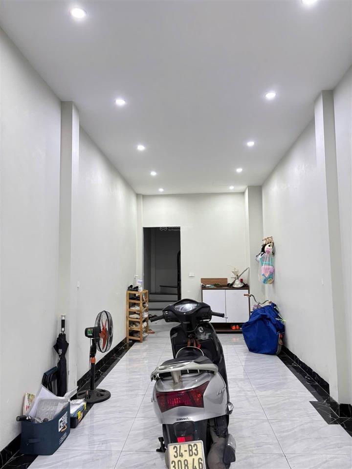 Bán nhà cầu diễn  ô tô  ngõ thoáng  kinh doanh dòng tiền, 35 m2 ,8,7 tỷ