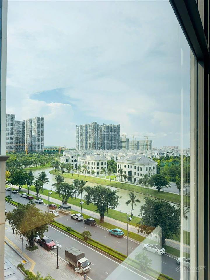 Chính chủ cần bán gấp căn chung cư góc 2pn 2vs tòa h3, vinhome ocean park, gia lâm, hà nội