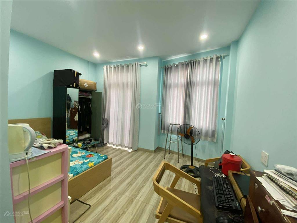 Nhà 3 tầng kiên cố  hxh 4.5m nguyễn duy trinh  full nội thất, dọn vào ở ngay, chỉ 7.5 tỷ!