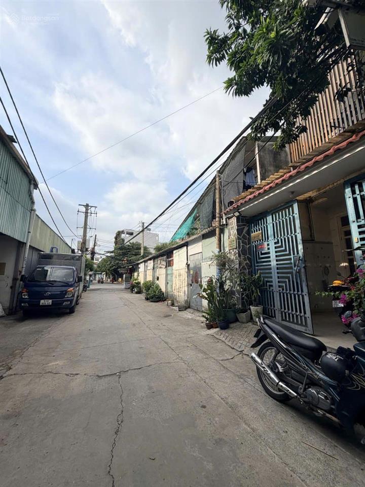9.5 tỷ sở hữu nhà 4 tầng 82.7m2  đường 16m  hẻm 2 xe tải tránh nhau, hoàn công đủ, dọn vào ở ngay