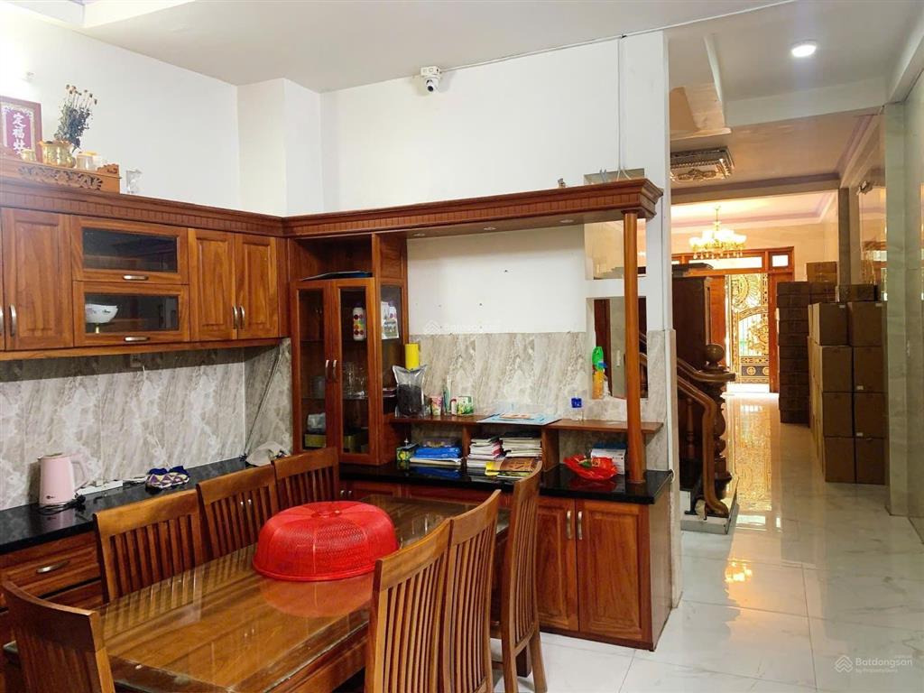 Nhà mặt tiền đẹp 4 tầng, 89m², mở công ty  spa cực đẹp, giá 8.9 tỷ
