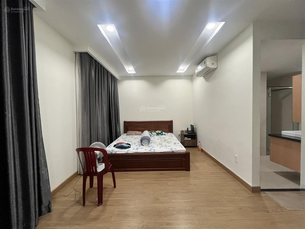 Mặt tiền đường 10m có lề, ngang 6m, hầm 2 ô tô  nhà 5 tầng khu đông thủ thiêm