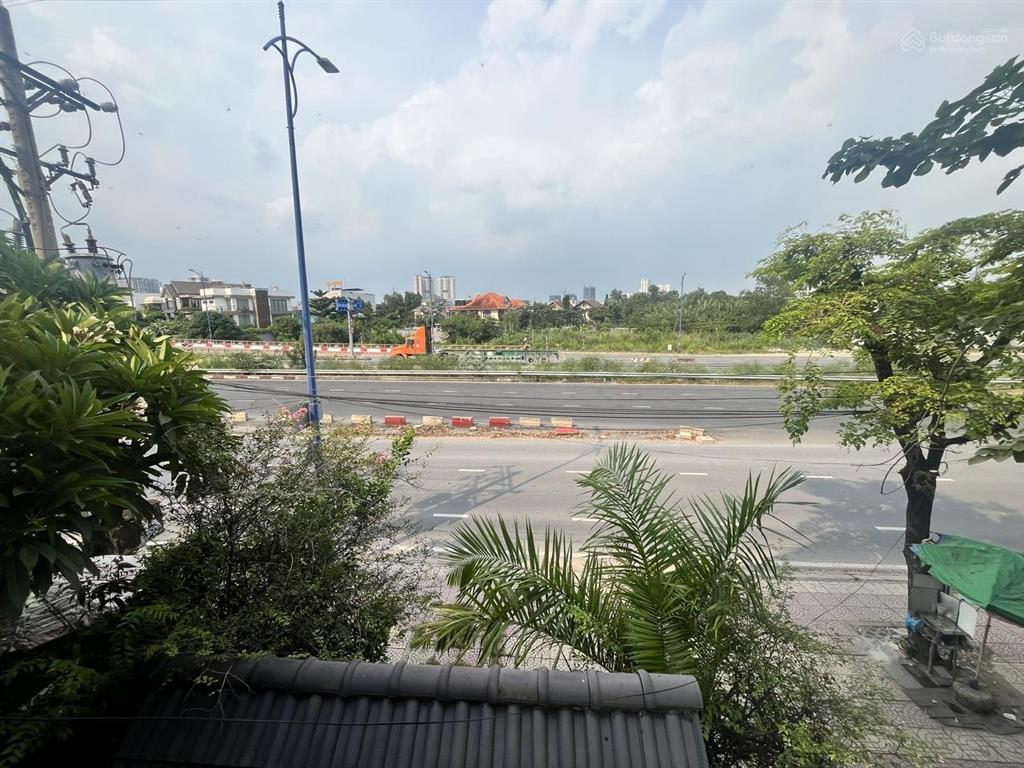 Không mua căn nhà 35 tỷ  mua quỹ đất 160m2 ngang 8m, hai mặt tiếp cận ngay đảo kim cương
