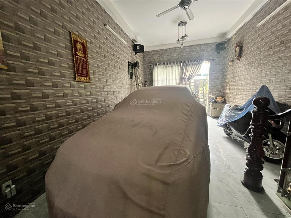15 tỷ  nhà hai mặt đường đồng văn cống & đường 47  sát đảo kim cương