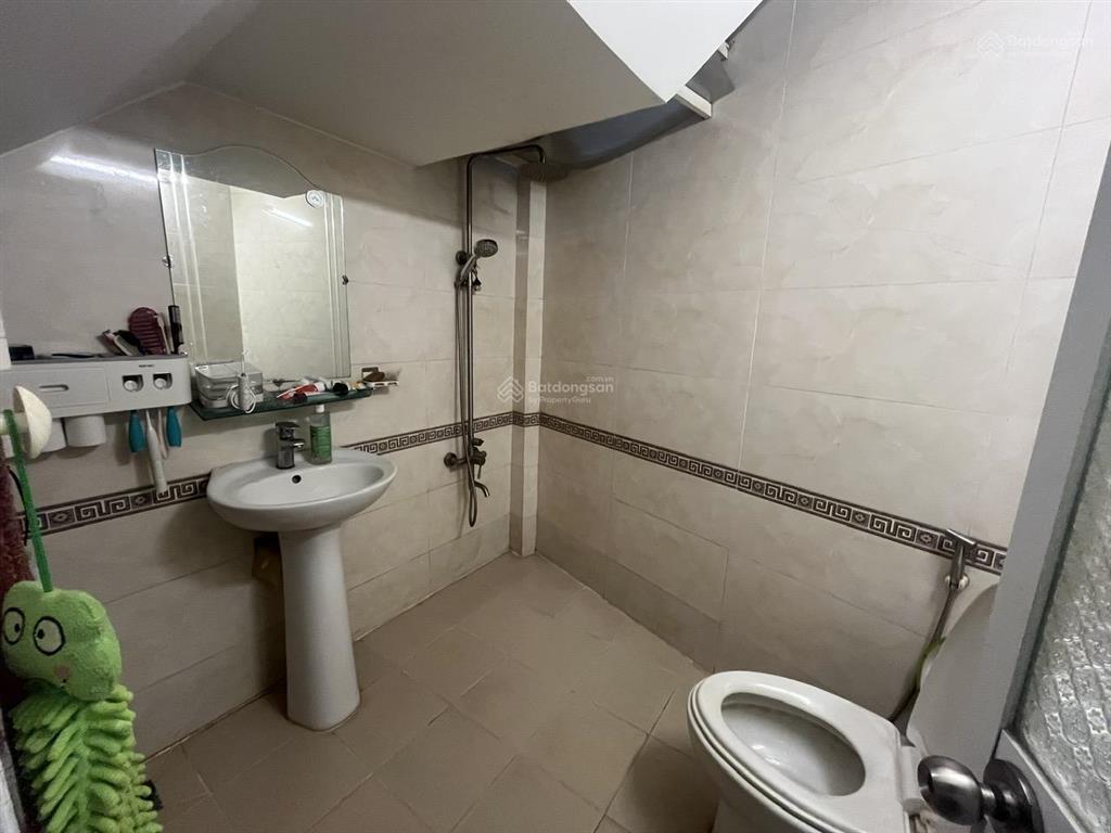 Lô góc ngang 6,3m  mặt tiền kinh doanh  ngay bệnh viện lê văn thịnh