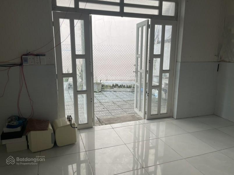 8,9 tỷ  khu đất 109,8m2 nở hậu  hai mặt hẻm trước sau  cách đồng văn cống khoảng 50m