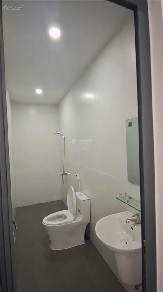 Chỉ còn 1 căn nhà khu đô thị diên lạc  nhà mới đẹp, thiết kế hiện đại, dọn vào ở ngay