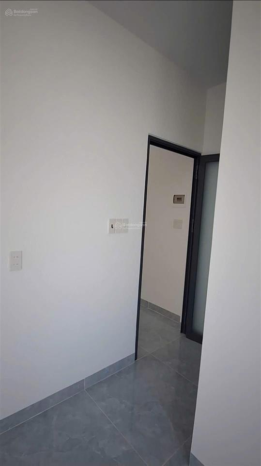 Chỉ còn 1 căn nhà khu đô thị diên lạc  nhà mới đẹp, thiết kế hiện đại, dọn vào ở ngay