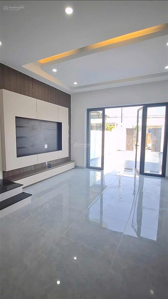 Chỉ còn 1 căn nhà khu đô thị diên lạc  nhà mới đẹp, thiết kế hiện đại, dọn vào ở ngay