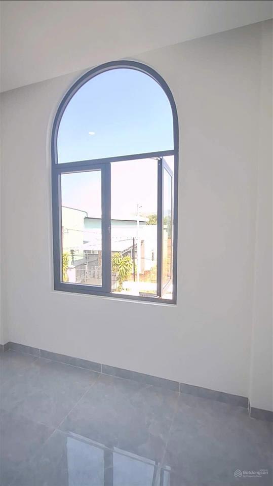 Chỉ còn 1 căn nhà khu đô thị diên lạc  nhà mới đẹp, thiết kế hiện đại, dọn vào ở ngay