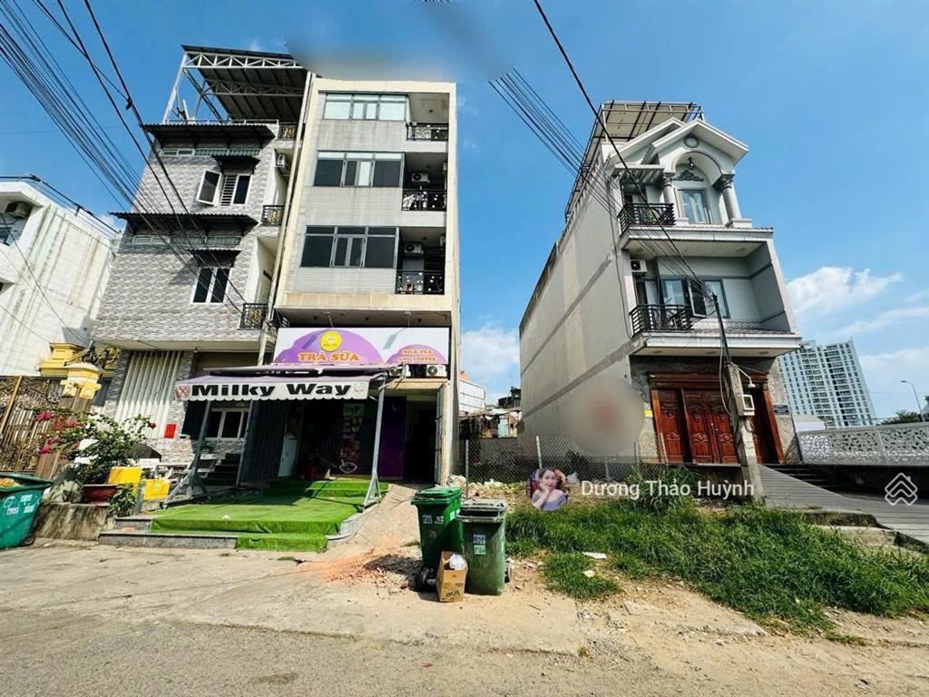 Bán lô đất ngay chợ thủ đức 378m2(10x38) thổ cư 100% đường nhựa 8m xây khách sạn chdv siêu tốt