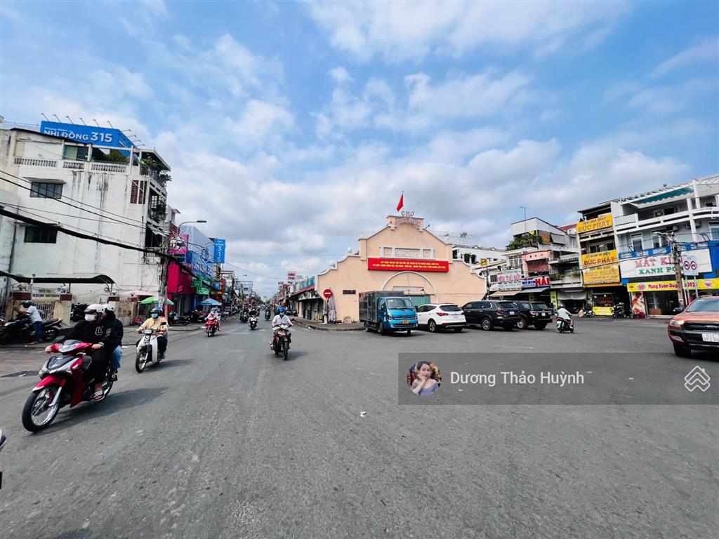 Bán lô đất ngay chợ thủ đức 378m2(10x38) thổ cư 100% đường nhựa 8m xây khách sạn chdv siêu tốt
