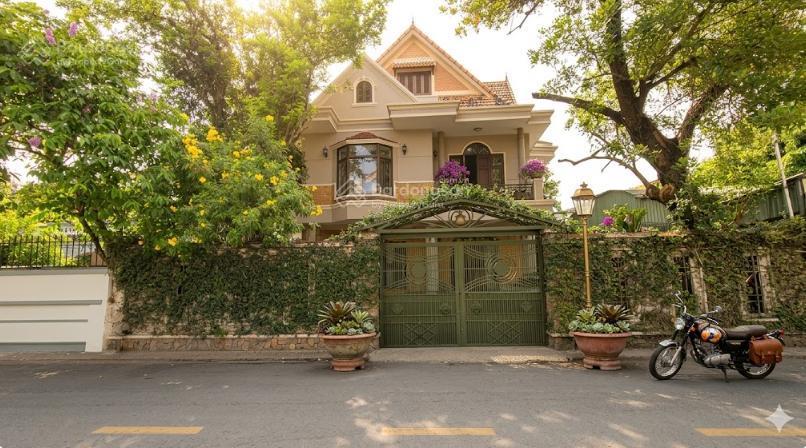 Siêu phẩm biệt thự mặt tiền quốc hương hầm 4 tầng  15,5x33m  503m2  xây hầm 8t giá chỉ 117 tỷ