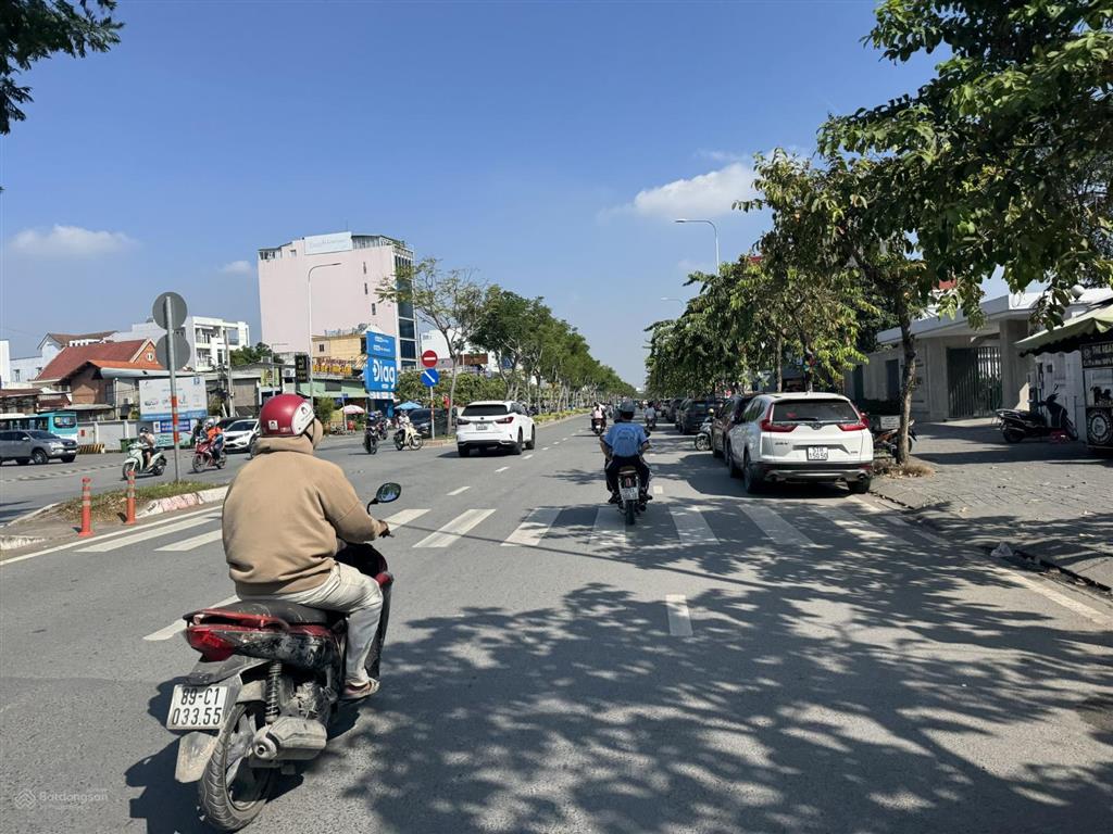 Tin thật 100% ! bán nhà mặt tiền trần não  5,5 x 24m  cn 145m2 xây hầm 7 tầng  giá tốt 40,8 tỷ