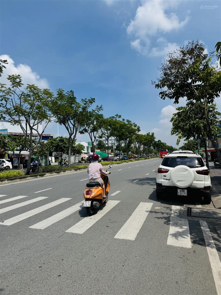 Tin thật 100% ! bán nhà mặt tiền trần não  5,5 x 24m  cn 145m2 xây hầm 7 tầng  giá tốt 40,8 tỷ