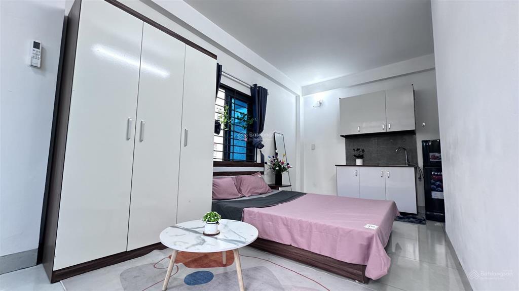 Chung cư mini studio siêu thoáng có ban công oto đỗ cửa tại ngõ 90 phúc diễn