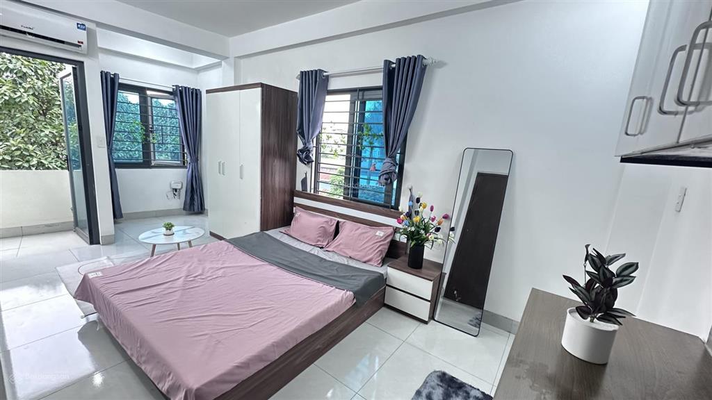 Chung cư mini studio siêu thoáng có ban công oto đỗ cửa tại ngõ 90 phúc diễn