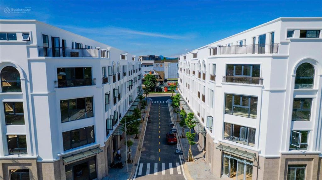 Cho thuê nhà phố 5 tầng hue legacy residence mặt tiền 38 hồ đắc di tp huế (giảm 50% cho 2 năm đầu)