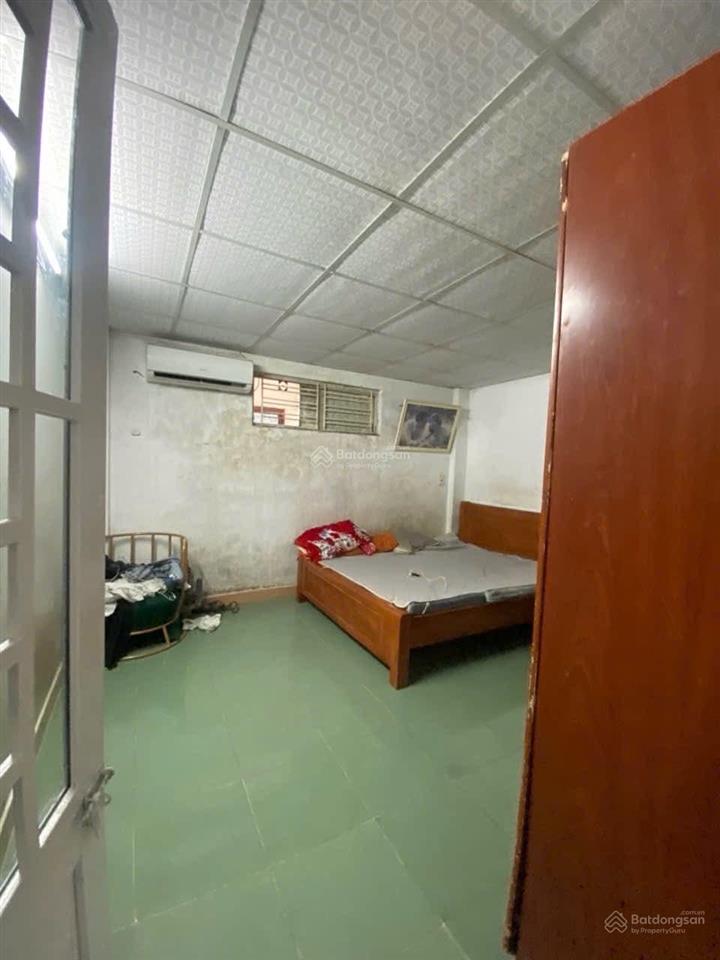 Sụp hầm kiệt ngô chân lưu tặng nhà cấp 4 có sân rộng dọn vào ở ngay diện tích 131m2