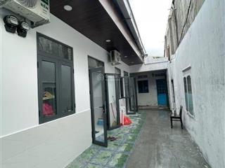 Dãy trọ 78m2 dòng tiền 7tr/th chỉ 2.x tỷ sau lưng chợ hoà khánh. đầy đủ máy nóng lạnh