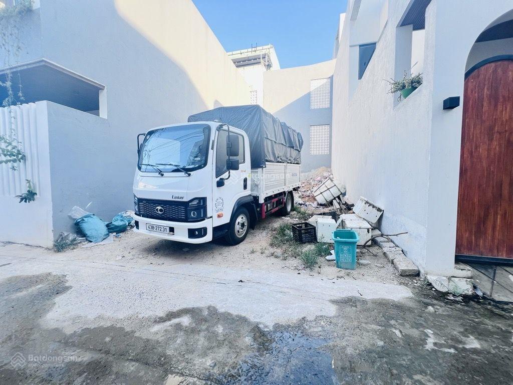 Lô đất kiệt ô tô tránh tôn đản  cách đường chính vài bước chân. dt 80m2. mặt tiền 6m