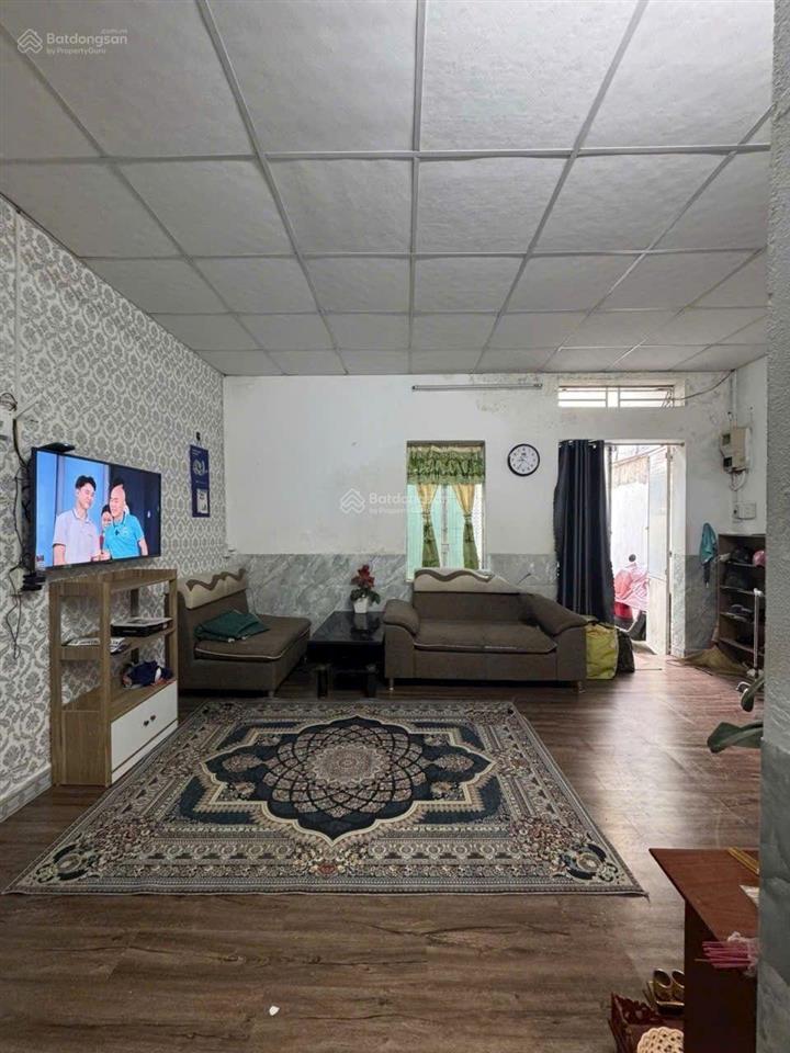 Gấp! nhà 2 tầng, hoàng diệu, đất 45m2, giá 2,x tỷ.
 nhà đầy đủ công năng phù hợp gia đình nhỏ