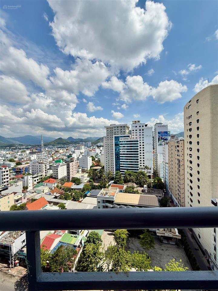 Mường thanh viễn triều căn 1522toà oc1a, view biển, hướng đông bắc, 59 m2 giá 3,5 tỉ ( bao phí )