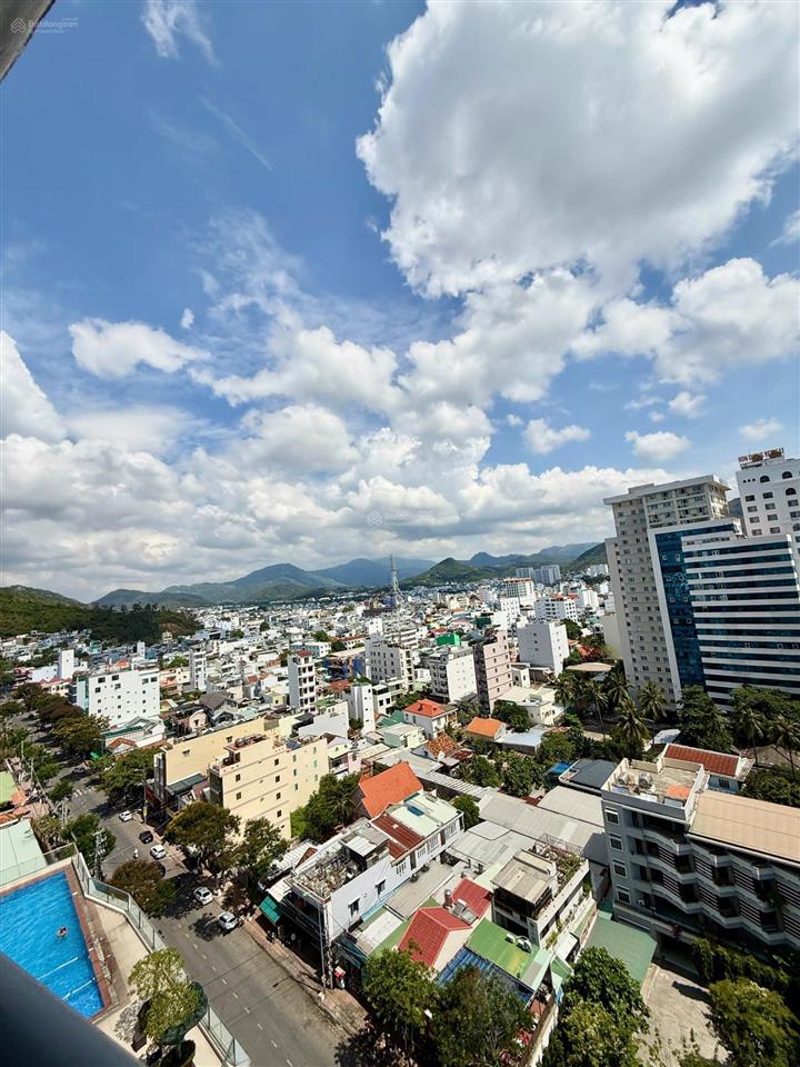 Mường thanh viễn triều căn 1522toà oc1a, view biển, hướng đông bắc, 59 m2 giá 3,5 tỉ ( bao phí )
