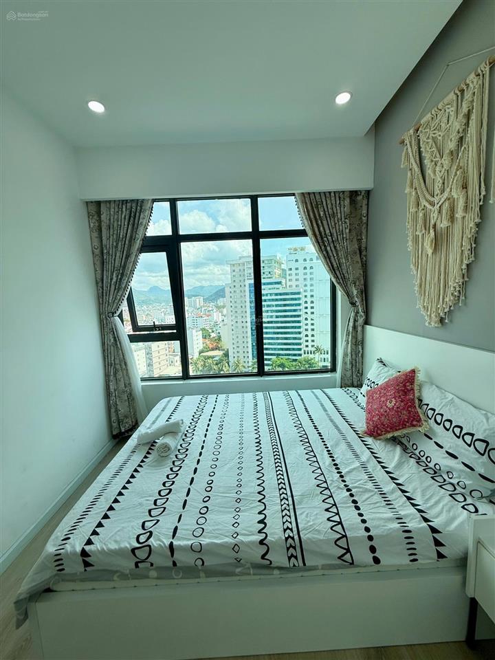 Mường thanh viễn triều căn 1522toà oc1a, view biển, hướng đông bắc, 59 m2 giá 3,5 tỉ ( bao phí )